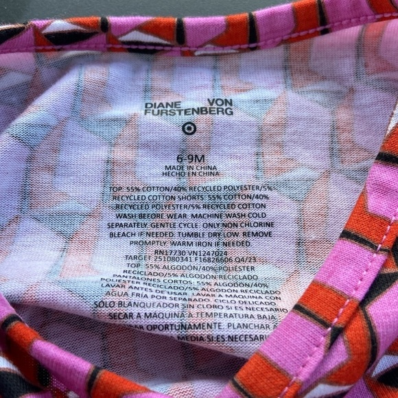 Baby Short Sleeve Pink Modern Geo
Faux Wrap Dress - DVF for Target new - Picture 3 of 4